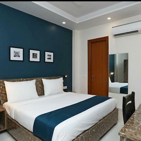 غورغاون Hotel Galaxy Inn المظهر الخارجي الصورة